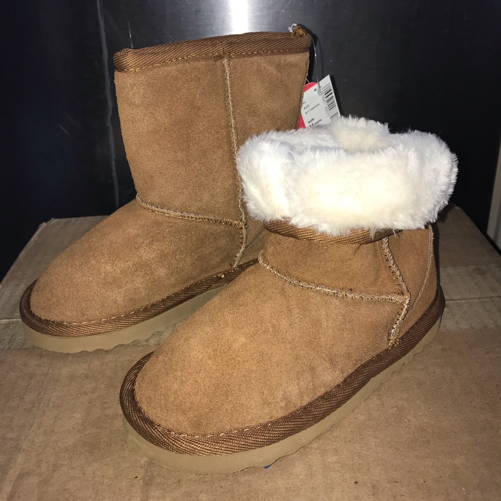 Childrens Place suede toddler girl cozy boots